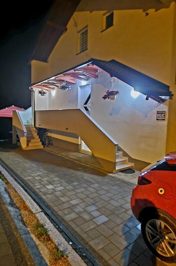 Apartmani Bilic Korenica Exteriör bild