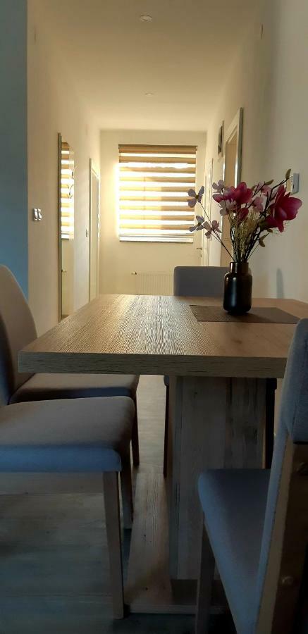 Apartmani Bilic Korenica Exteriör bild
