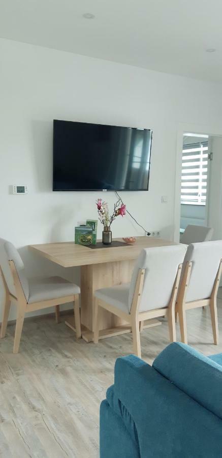Apartmani Bilic Korenica Exteriör bild